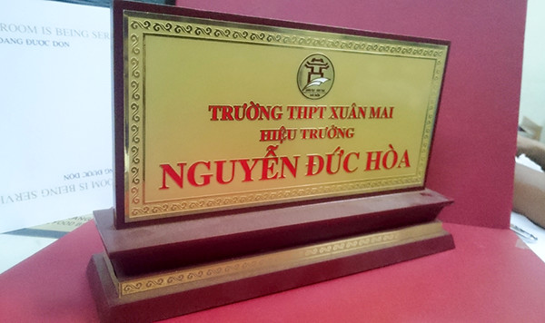 Biển Chức Danh Gỗ đồng Sang Trọng 