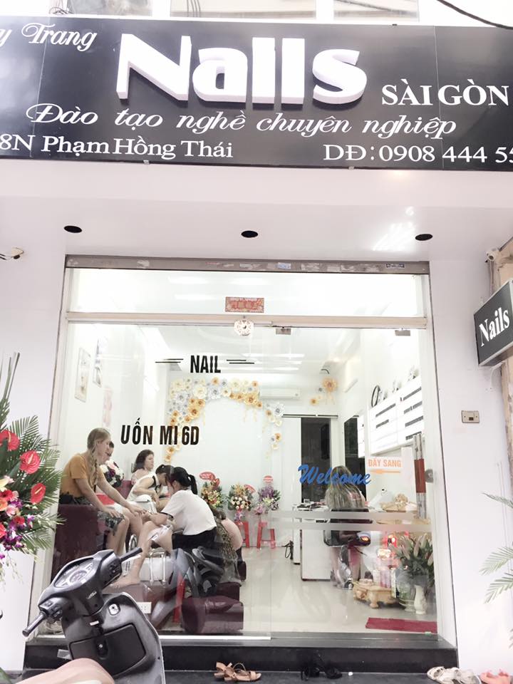 Bien Quang Cao Nail Cua Hang 5