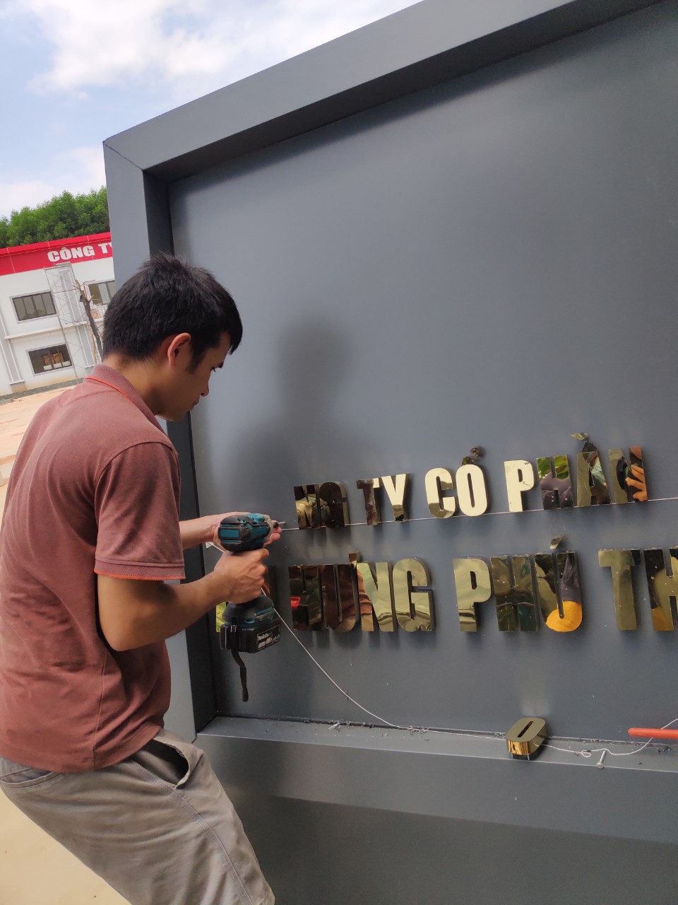 Biển Quảng Cáo Chữ Inox