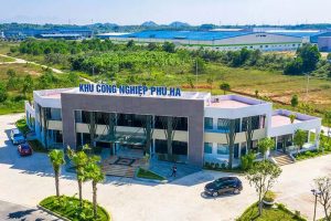 Lam Bien Quang Cao Kcn Phu Ha