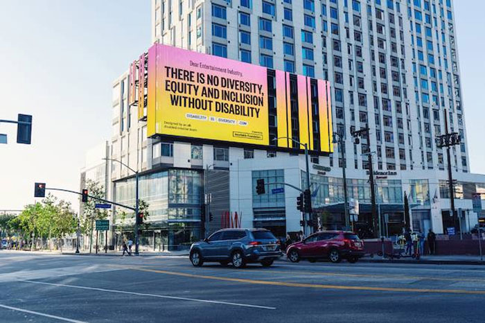 Bien Quang Cao Ngoai Troi