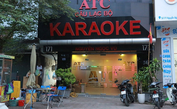 Lam Bien Quang Cao Quan Karaoke Tai Viet Tri Phu Tho