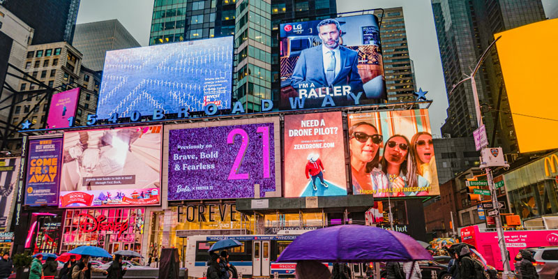 Bien Quang Cao Dung Ngang