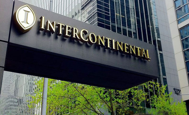 Bien Quang Chu Noi Khach San 1