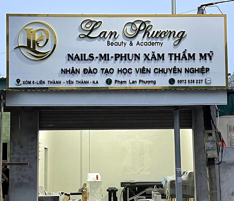 Xu Hướng Biển Quảng Cáo Tiệm Spa Năm 2025 Tại Quangcaophutho.vn