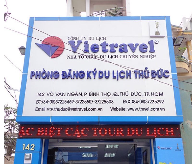 Xu Hướng Chọn Biển Quảng Cáo Công Ty Du Lịch Năm 2026