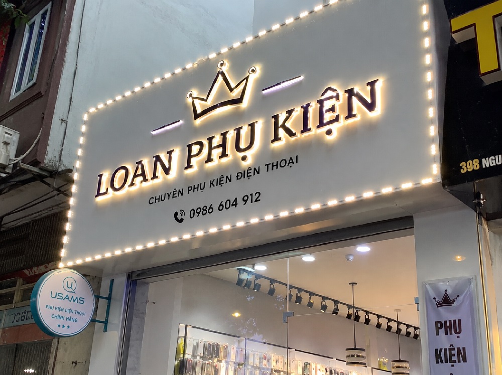 Xu Hướng Chọn Biển Quảng Cáo Cửa Hàng Phụ Kiện Năm 2026