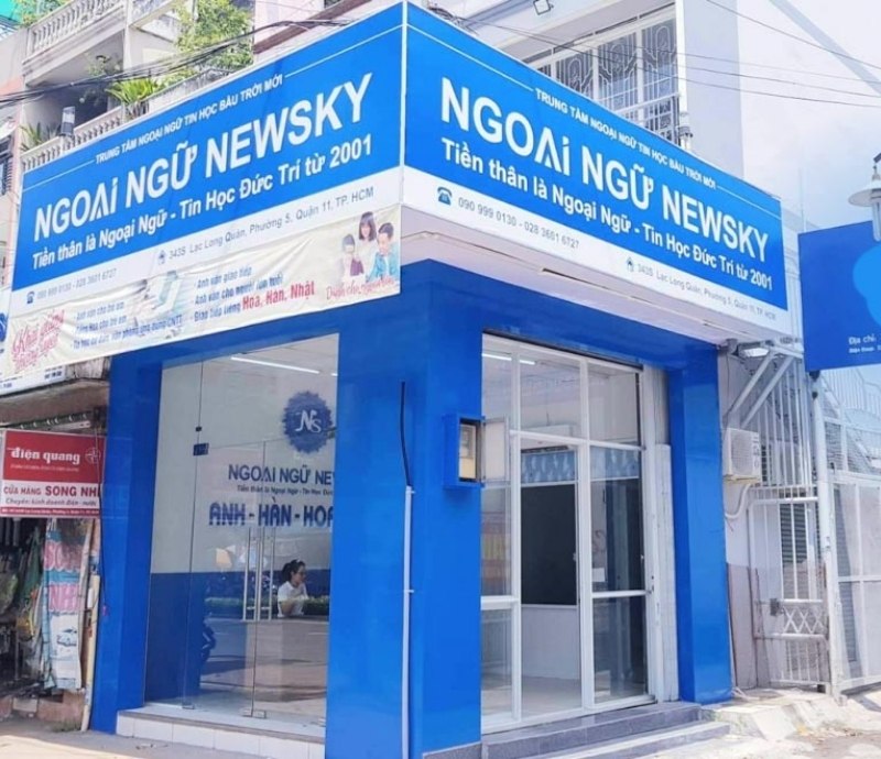 Xu Hướng Chọn Biển Quảng Cáo Trung Tâm Ngoại Ngữ Năm 2026