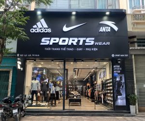 Xu Hướng Chọn Biển Quảng Cáo Cửa Hàng đồ Thể Thao